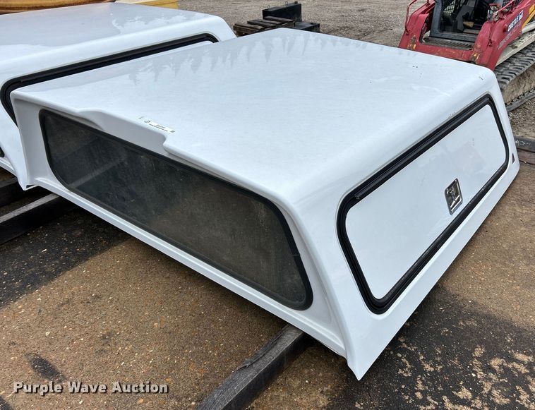 image for item EK3707 Leer pickup truck topper