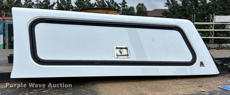 image for item EK3707 Leer pickup truck topper