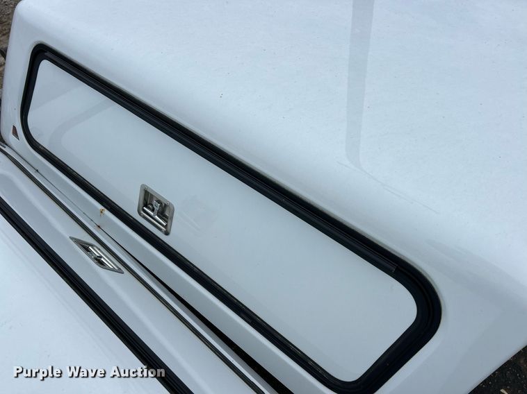 image for item EK3707 Leer pickup truck topper