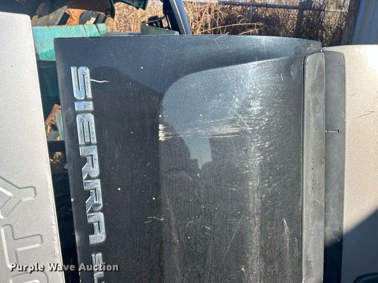 image for item EK3717 Pickup truck parts