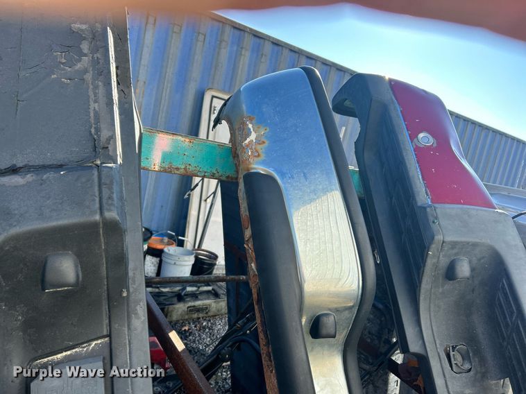 image for item EK3717 Pickup truck parts