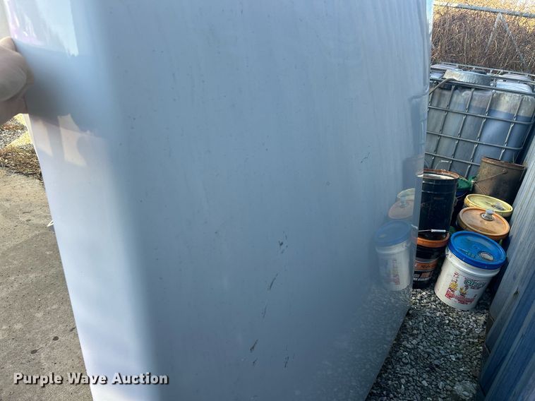 image for item EK3717 Pickup truck parts