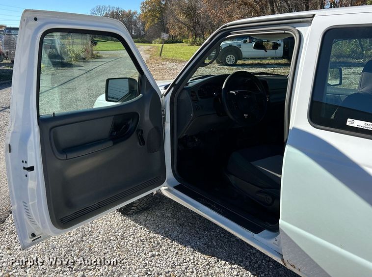 image for item EK3722 2006 Ford Ranger SuperCab pickup truck
