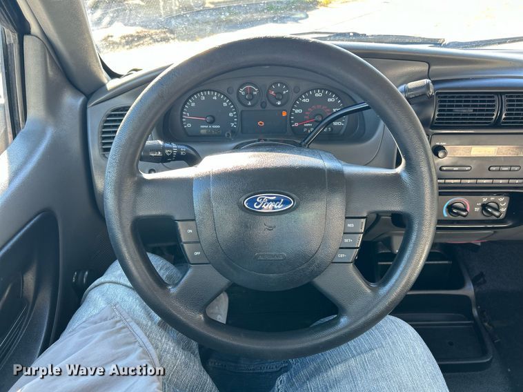 image for item EK3722 2006 Ford Ranger SuperCab pickup truck