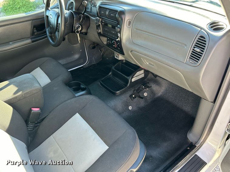 image for item EK3722 2006 Ford Ranger SuperCab pickup truck