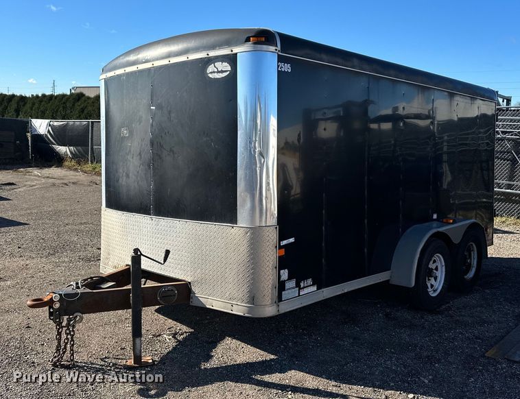 image for item EN2554 2009 Royal Cargo enclosed cargo trailer