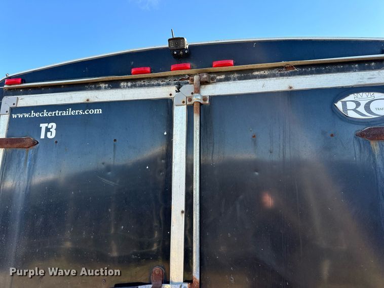 image for item EN2554 2009 Royal Cargo enclosed cargo trailer