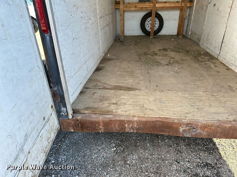 image for item EN2554 2009 Royal Cargo enclosed cargo trailer
