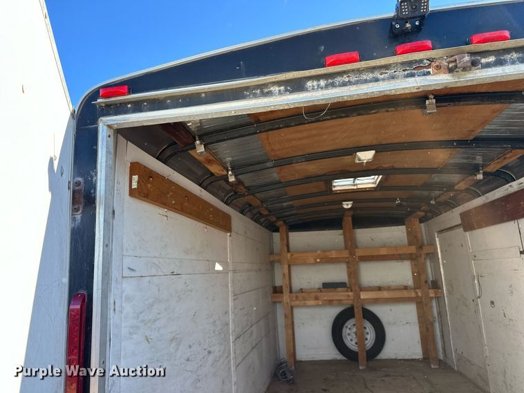 image for item EN2554 2009 Royal Cargo enclosed cargo trailer