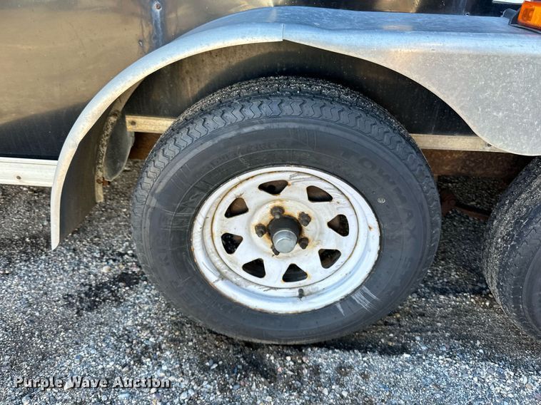 image for item EN2554 2009 Royal Cargo enclosed cargo trailer