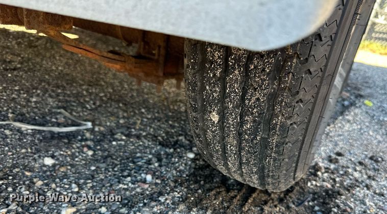 image for item EN2554 2009 Royal Cargo enclosed cargo trailer