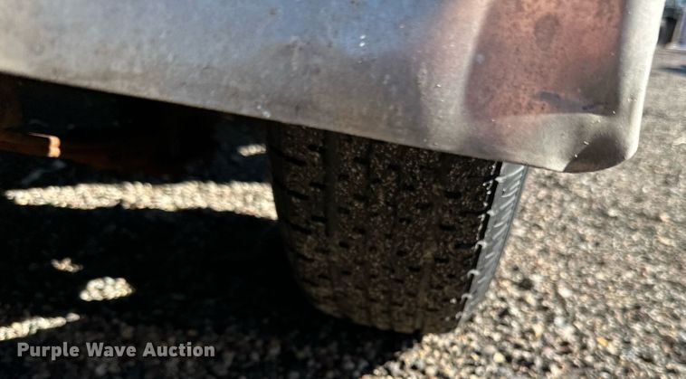 image for item EN2554 2009 Royal Cargo enclosed cargo trailer