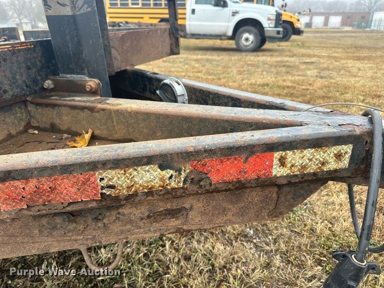 image for item EN2573 2009 Behnke BCT2014ET tilt deck equipment trailer