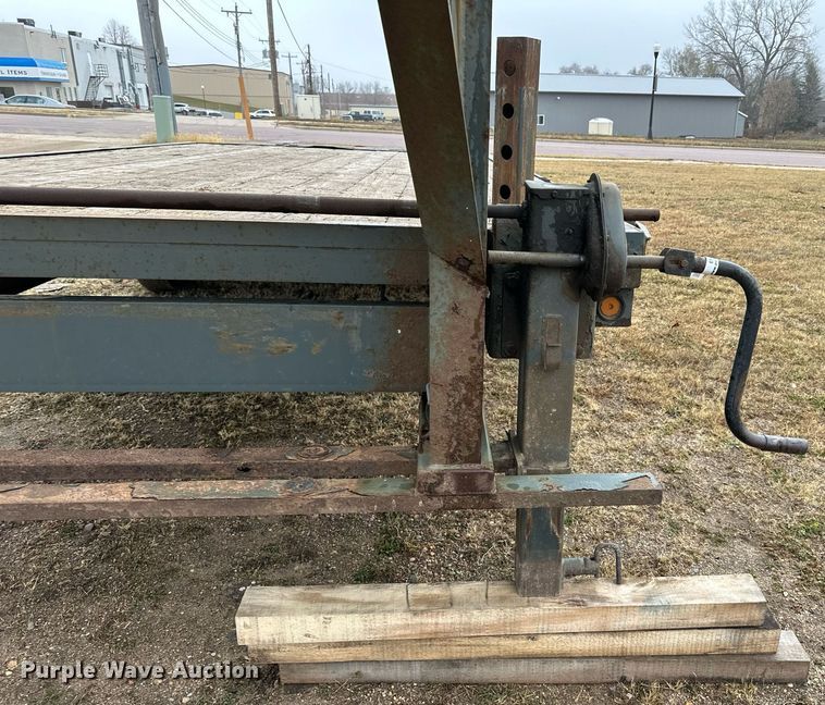 image for item EN2574 2012 Behnke FB8X521GN equipment trailer