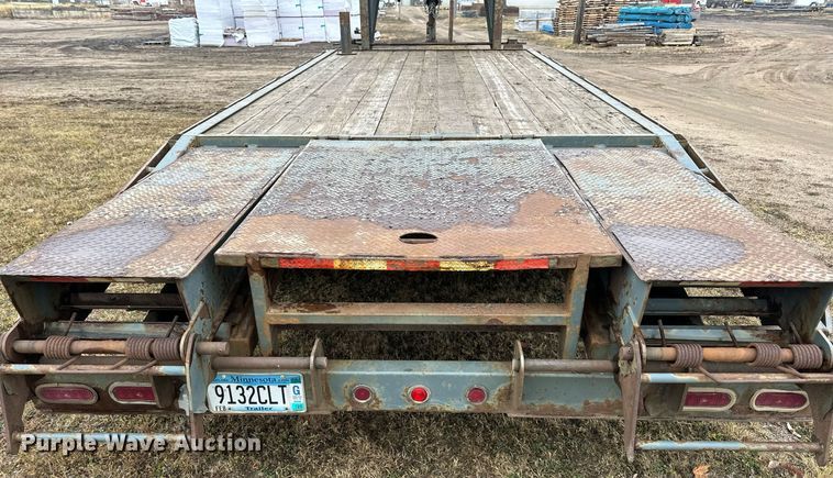 image for item EN2574 2012 Behnke FB8X521GN equipment trailer