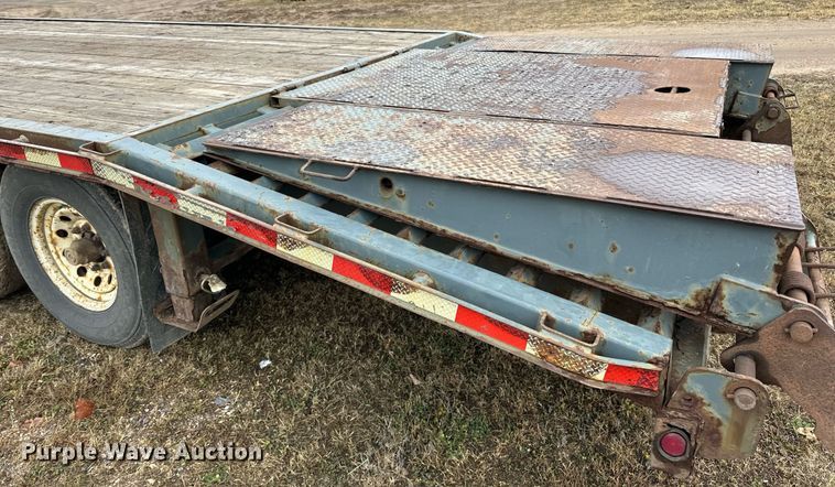 image for item EN2574 2012 Behnke FB8X521GN equipment trailer