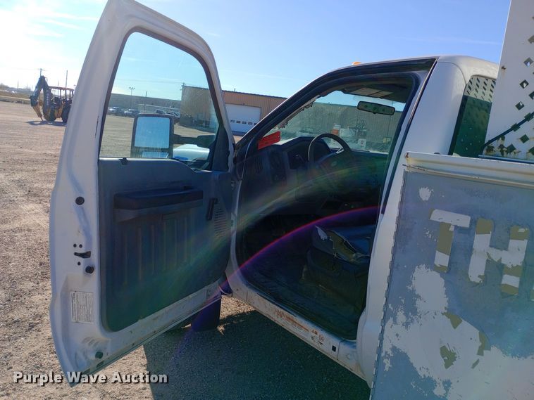 image for item EN8555 2012 Ford F450 Super Duty XL utility / service truck