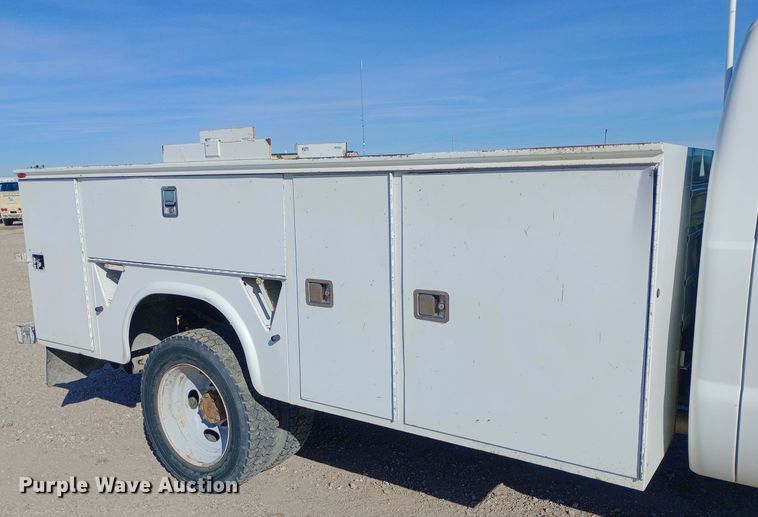 image for item EN8556 2012 Ford F550 Super Duty XL utility / service truck