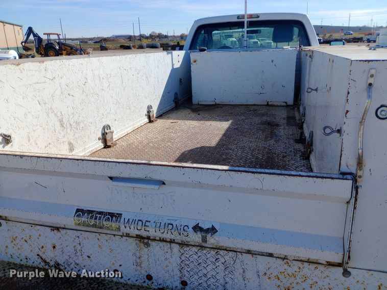 image for item EN8556 2012 Ford F550 Super Duty XL utility / service truck