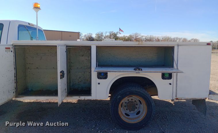 image for item EN8556 2012 Ford F550 Super Duty XL utility / service truck