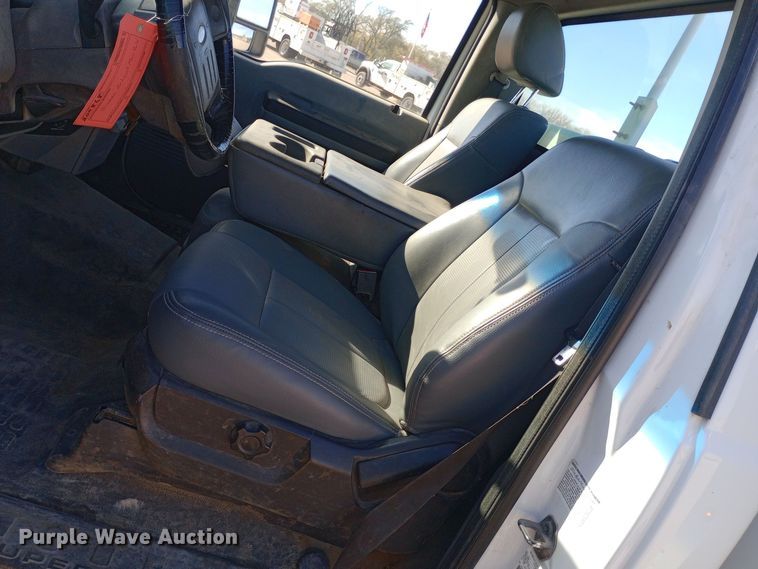 image for item EN8556 2012 Ford F550 Super Duty XL utility / service truck