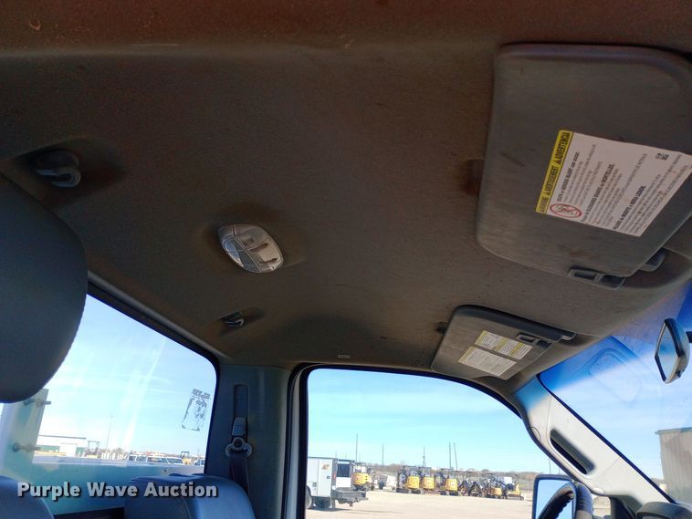 image for item EN8556 2012 Ford F550 Super Duty XL utility / service truck