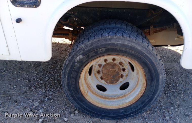 image for item EN8556 2012 Ford F550 Super Duty XL utility / service truck