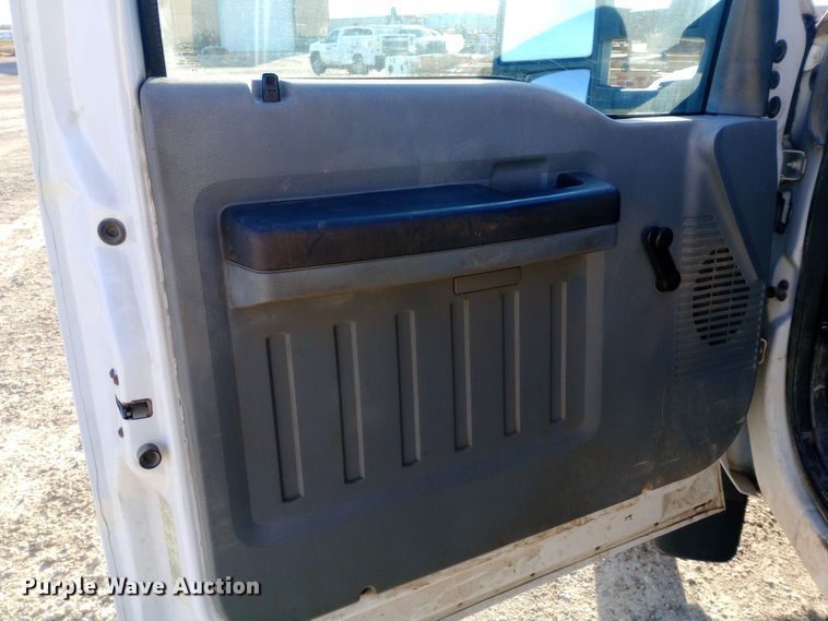 image for item EN8557 2012 Ford F450 Super Duty XL utility / service truck