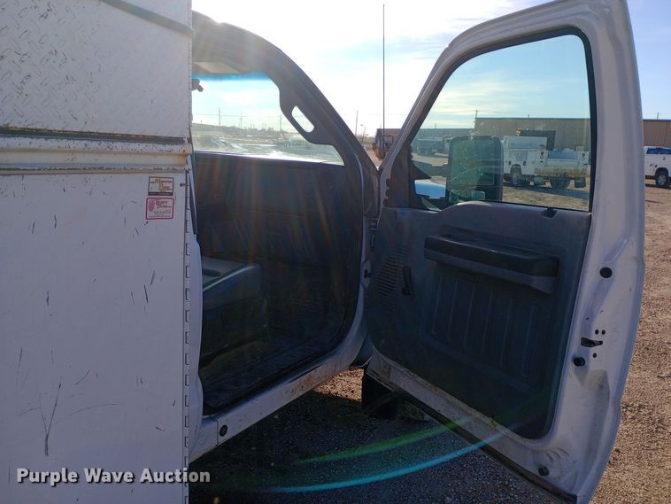 image for item EN8557 2012 Ford F450 Super Duty XL utility / service truck