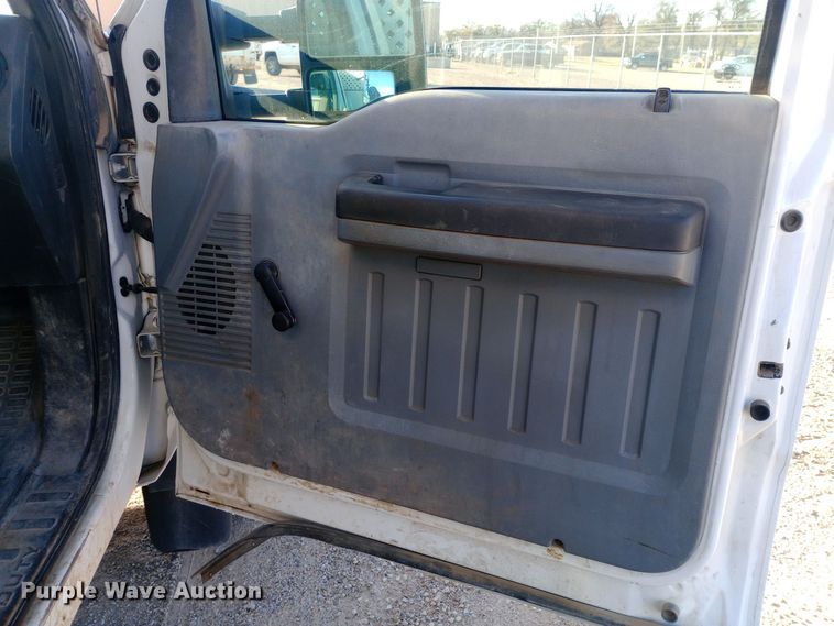 image for item EN8557 2012 Ford F450 Super Duty XL utility / service truck