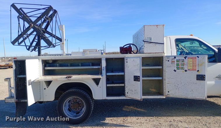 image for item EN8560 2012 Ford F450 Super Duty XL utility / service truck