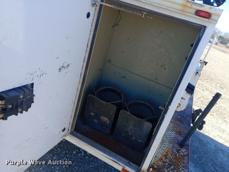 image for item EN8560 2012 Ford F450 Super Duty XL utility / service truck