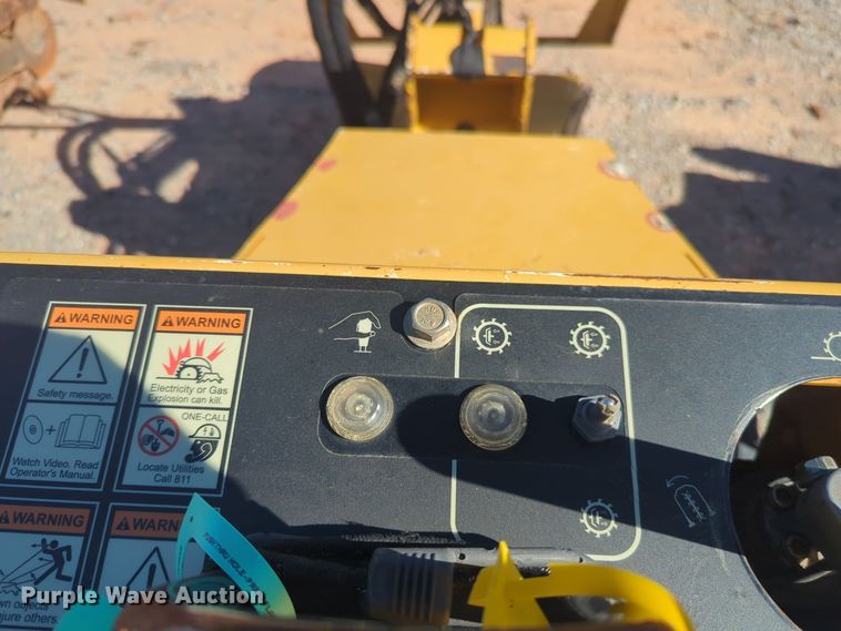 image for item EQ2497 2013 Vermeer SC30TX stump grinder