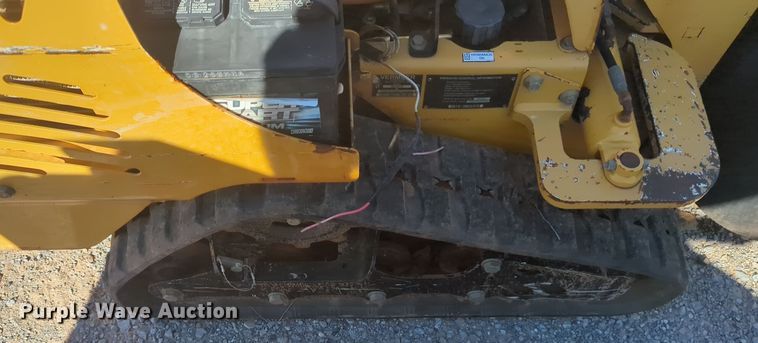 image for item EQ2497 2013 Vermeer SC30TX stump grinder