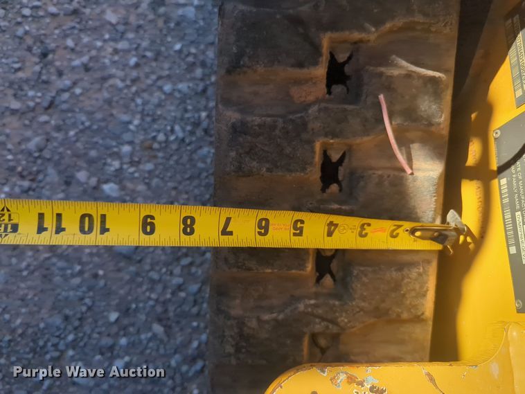 image for item EQ2497 2013 Vermeer SC30TX stump grinder