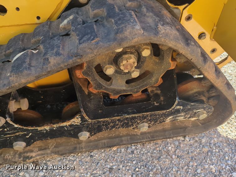 image for item EQ2497 2013 Vermeer SC30TX stump grinder