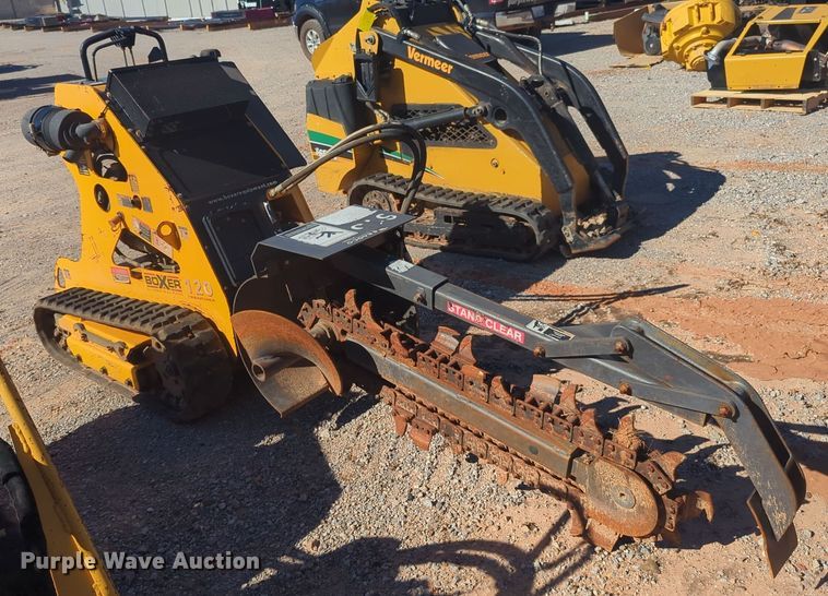 image for item EQ2498 2015 Morbark 120 trencher