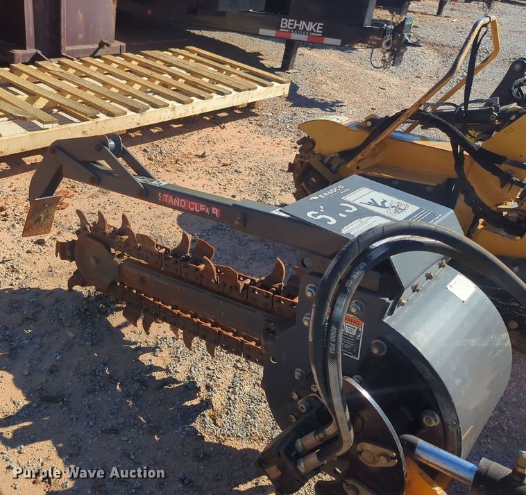 image for item EQ2498 2015 Morbark 120 trencher