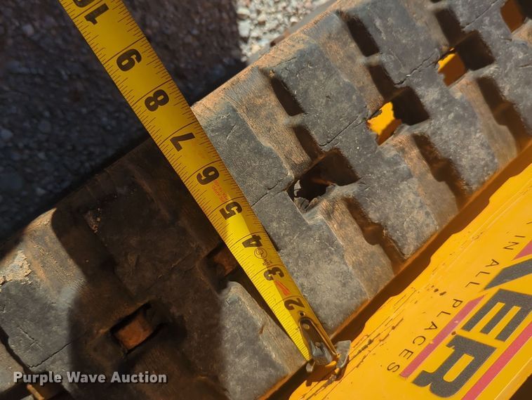 image for item EQ2498 2015 Morbark 120 trencher