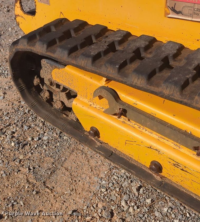 image for item EQ2498 2015 Morbark 120 trencher