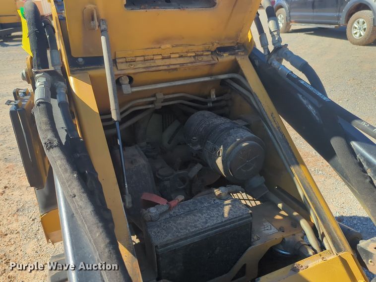 image for item EQ2499 2013 Vermeer S650TX compact utility loader