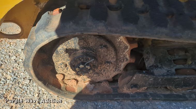 image for item EQ2499 2013 Vermeer S650TX compact utility loader