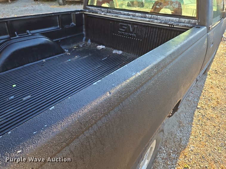 image for item EQ3573 1994 Chevrolet  K1500 pickup truck