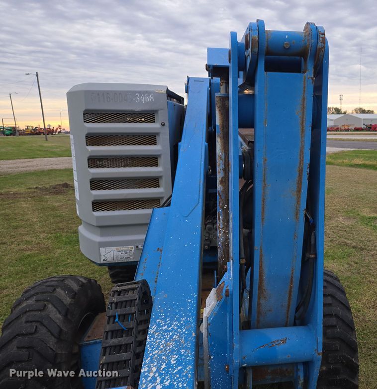 image for item EQ3593 1996 Genie  Z-45/22 boom lift