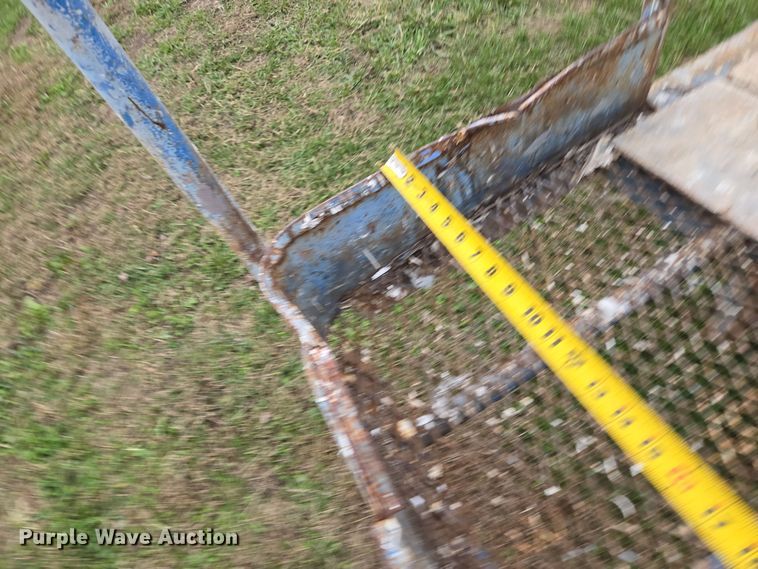 image for item EQ3593 1996 Genie  Z-45/22 boom lift