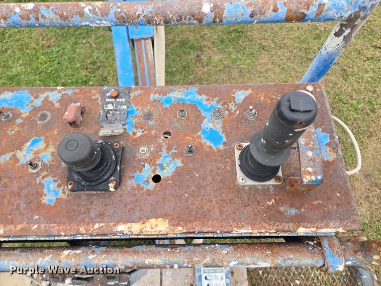 image for item EQ3593 1996 Genie  Z-45/22 boom lift