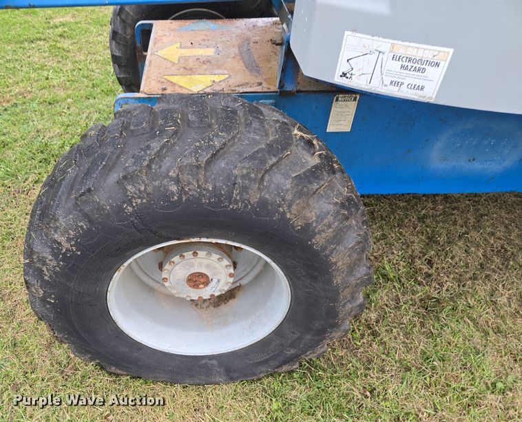 image for item EQ3593 1996 Genie  Z-45/22 boom lift