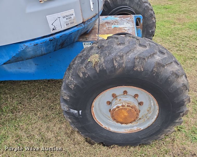 image for item EQ3593 1996 Genie  Z-45/22 boom lift