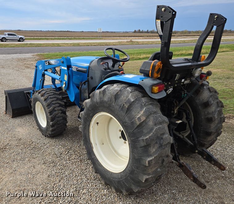 image for item EQ3596 Leading Solution  R4047 MFWD tractor