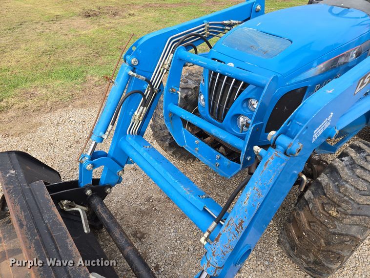 image for item EQ3596 Leading Solution  R4047 MFWD tractor